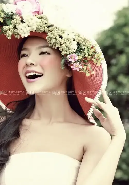 免费b站看大片真人直播用户评价头像画面